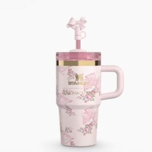 Loveshackfancy 20oz Quencher  in rosa beaux